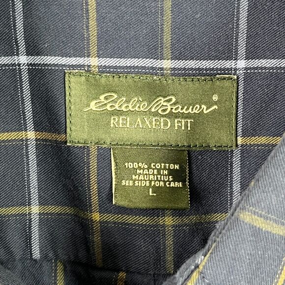 Eddie Bauer Shirt Mens Large Black Plaid Business Casual Relaxed Fit Button-Down - Picture 3 of 6